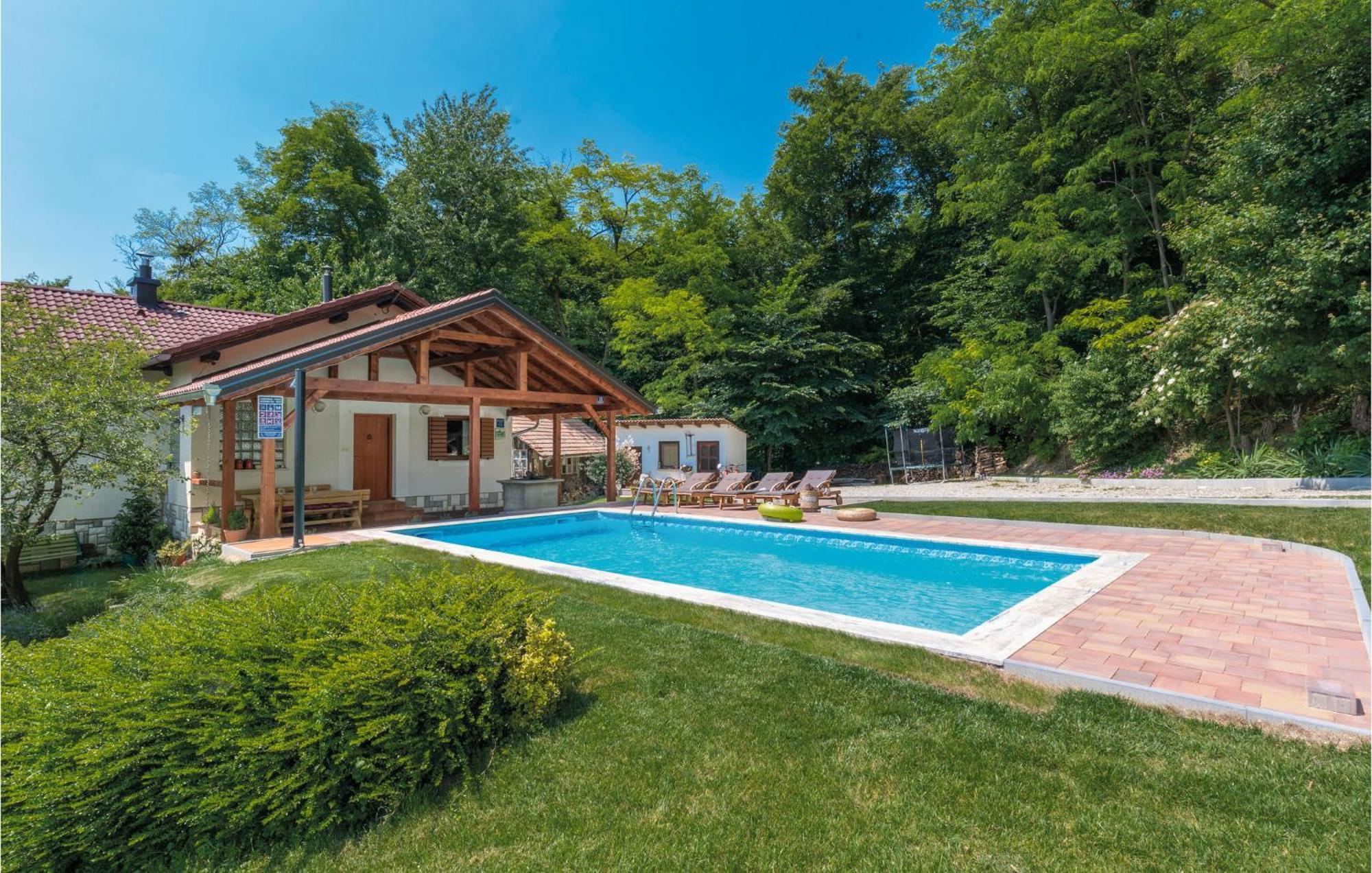 Beautiful Home In Sv,Martin Na Muri With Jacuzzi Sveti Martin Na Muri Exteriör bild