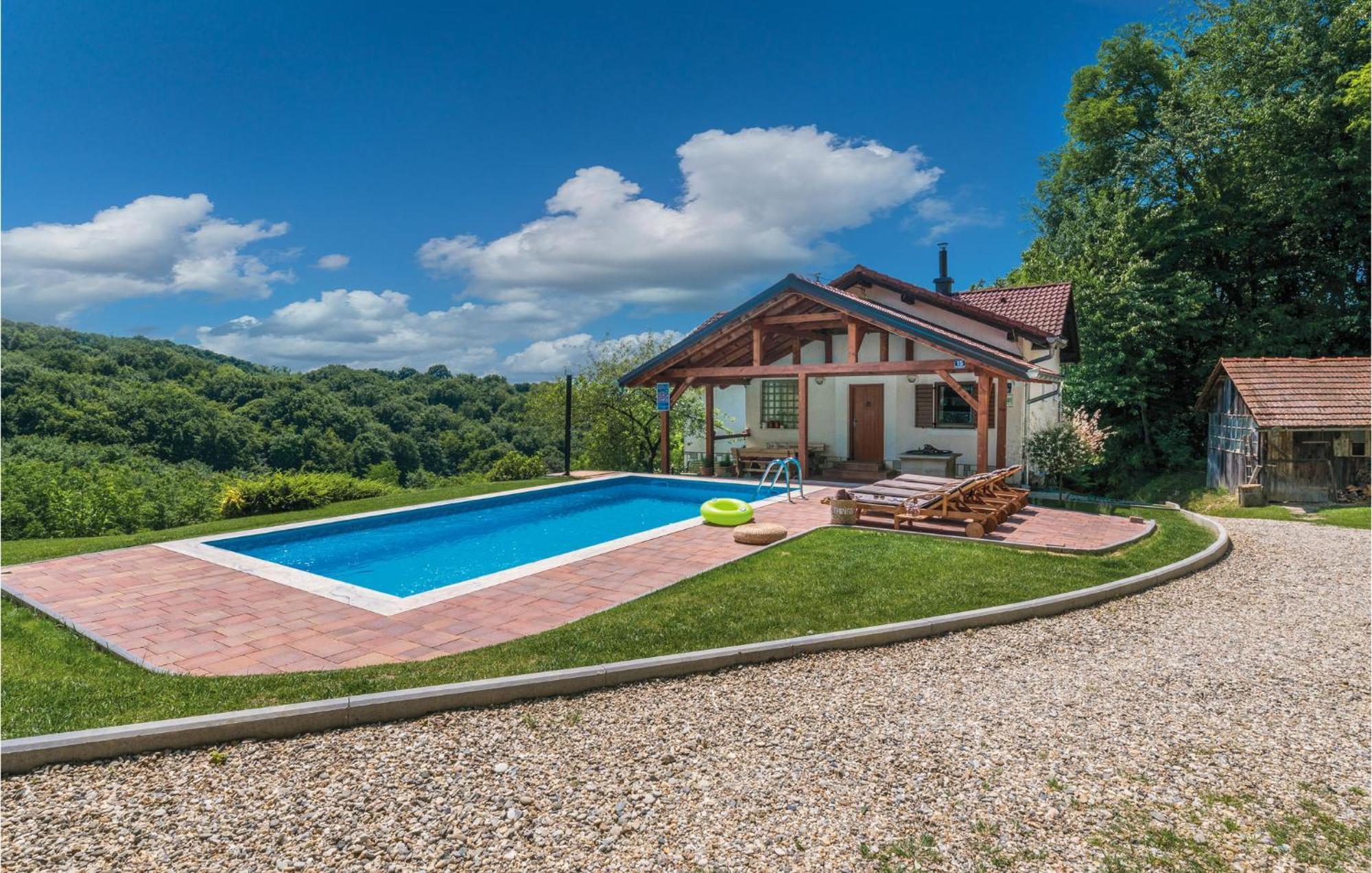 Beautiful Home In Sv,Martin Na Muri With Jacuzzi Sveti Martin Na Muri Exteriör bild